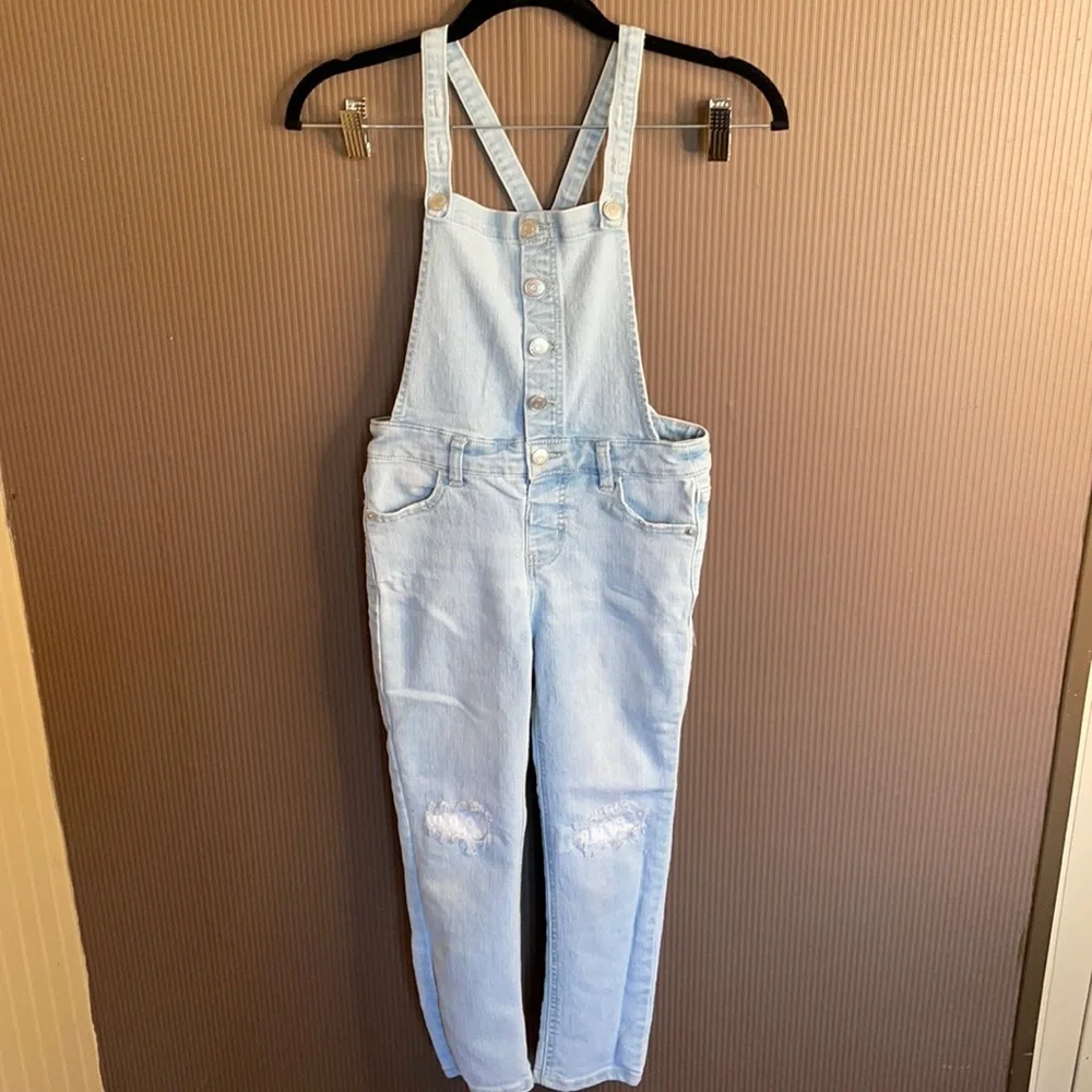 Cat & jack stretchy Jean overalls size s 6/6x
